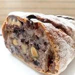 ラトリエ ドゥ プレジール - パン・オ・フリュイ・ルージュ 2017