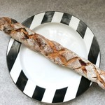 ラトリエ ドゥ プレジール - バトン