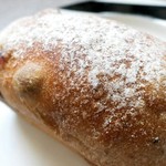 ラトリエ ドゥ プレジール - パン・オ・レザン・ロウラン