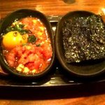 Sousaku Izakaya Kihachirakuhachi - 鮪とクリームチーズのユッケ仕立て