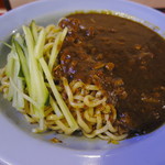 粉工房 イケ麺 - 激辛まぜ麺（880円）