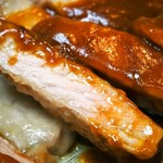 大富士 - 料理写真:ポークチャップ定食（ポークチャップ断面）