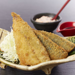 Hand-prepared fried horse mackerel