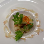 Khao - Mangosteen salad with pan fried scallop and Peach (Japanese)