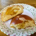 ベーカリー CLOUD - りんごちゃん(194円)