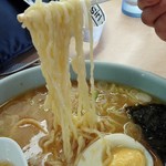 米織観光センター - みそラーメン麵アップ