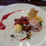 ビストロ ダイア - マスカルポーネのシャーベットにるバーブのアイスと苺のエスプーマ