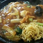 麻婆庵 - おこげができるまえに 麺をひっぱりだしちゃった