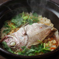 土鍋で炊く鯛めし（味噌汁・香の物付）