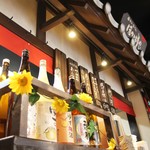 元蔵 - 店内は外国のお客様でもにぎわっています(^^)/