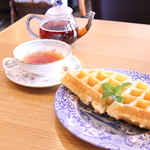 千珠 - バターハニーワッフルセット 750円（税込み）(2017.07)