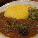 SPICY CURRY 魯珈 - なつめと八角香る。手羽スープカレーライス大盛