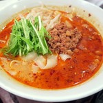 陳家私菜 - 麻辣刀削麺（商標登録済）￥800