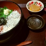 酒蔵レストラン宝 - 土佐丼