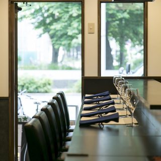 お一人様も大歓迎♪カウンター席もございます。