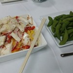 小樽料理 海月 - ヘルシー半平のカシーザーサラダと枝豆