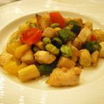 銀座アスター - 夏野菜と大山鶏胸肉のドウチー炒め