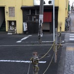 居酒屋鳥幸 - 正面から撮ろうとすると、でんちゅーが邪魔（いや人通りも多いからハズいんだよ言わせんな///）。