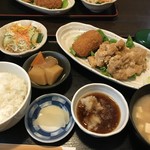 お食事処吉根 - かにクリームコロッケ＆鶏もも肉おろしポン酢定食