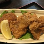 お食事処吉根 - 鶏もも肉唐揚げ　アップ