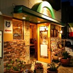 イタリア料理 コラッジオ - 夜に来ると雰囲気があります