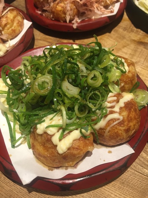 梅田のたこ焼き10選 テイクアウトからのんびり居酒屋まで 食べログまとめ