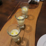 セルサルサーレ - じゃがいもと桃のビシソワーズ