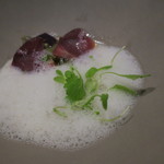 セルサルサーレ - 鰹の燻製 蓴菜と茗荷 焼き茄子のピューレ2