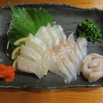 魚虎 - 真ダイ刺 900円