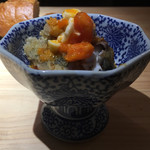 銀座 盡 - 平飼いの卵の卵黄の色合いは蟹を食べさせると。蟹の甲羅のパウダーを混ぜるのかなぁ。綺麗で濃厚な味わいの黄身。