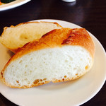 Kujinu Sugawara - ランチのパン