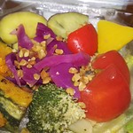 RF1 - 緑黄色野菜のサラダ