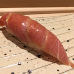 すし宮川  - 大とろ