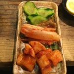 万両 - キムチ盛り合わせ
      
      