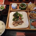 海鮮と釜飯の居酒屋すだちや - 日替わり（お肉、チキンロースト）