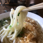 Sampachi Udon - 麺のリフト