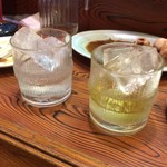 大鵬 - 粕取焼酎　ｅｎ(右）と北雪つんぶり