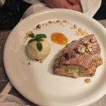 Johnnie's Brasserie - 