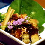 酒盃 いち膳 - 炙りウナギの唐辛子味噌添え