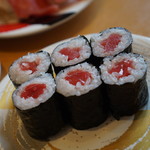 くるくる寿司 ほがらか亭 - 鉄火巻330円