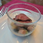 Lounge & Dining G - ローストビーフの豆サラダ