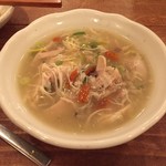 韓味一 朴邸 - 参鶏湯②