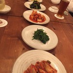 韓味一 朴邸 - パンチャンがズラッと