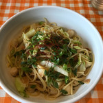 ユアーズ・キッチン88 - 今週のパスタ
      小柱キャベツ和風オイルソース780円