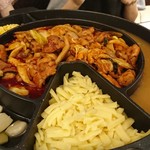 韓の旬 菜彩 - チーズダッカルビ　３人前