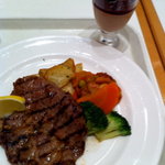 広島アンデルセン - イベリコ豚のステーキ、ラズベリームース('11-3月)