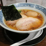 藤堂 - らーめん醤油 燻丸