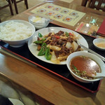 満福 - 「シイタケと牛肉炒め定食」