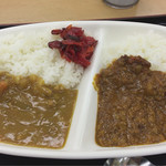 お食事処 あだたら亭 - ダブルカレー 640円