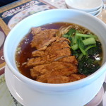 離宮 - パーコー麺。お肉はほんのりカレー風味？美味しいの一言！